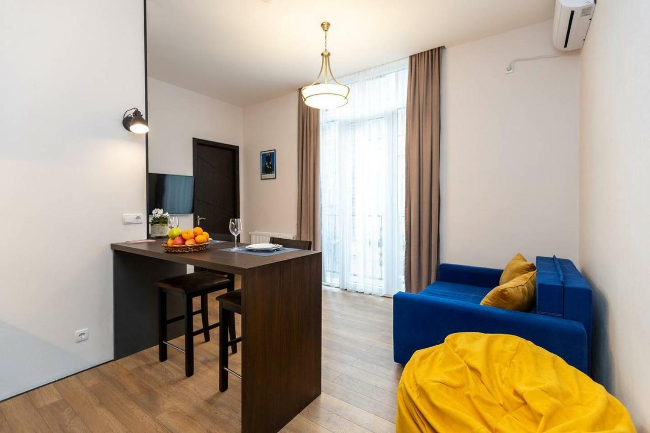 Wehost Apartment Near Fabrika 트빌리시 외부 사진