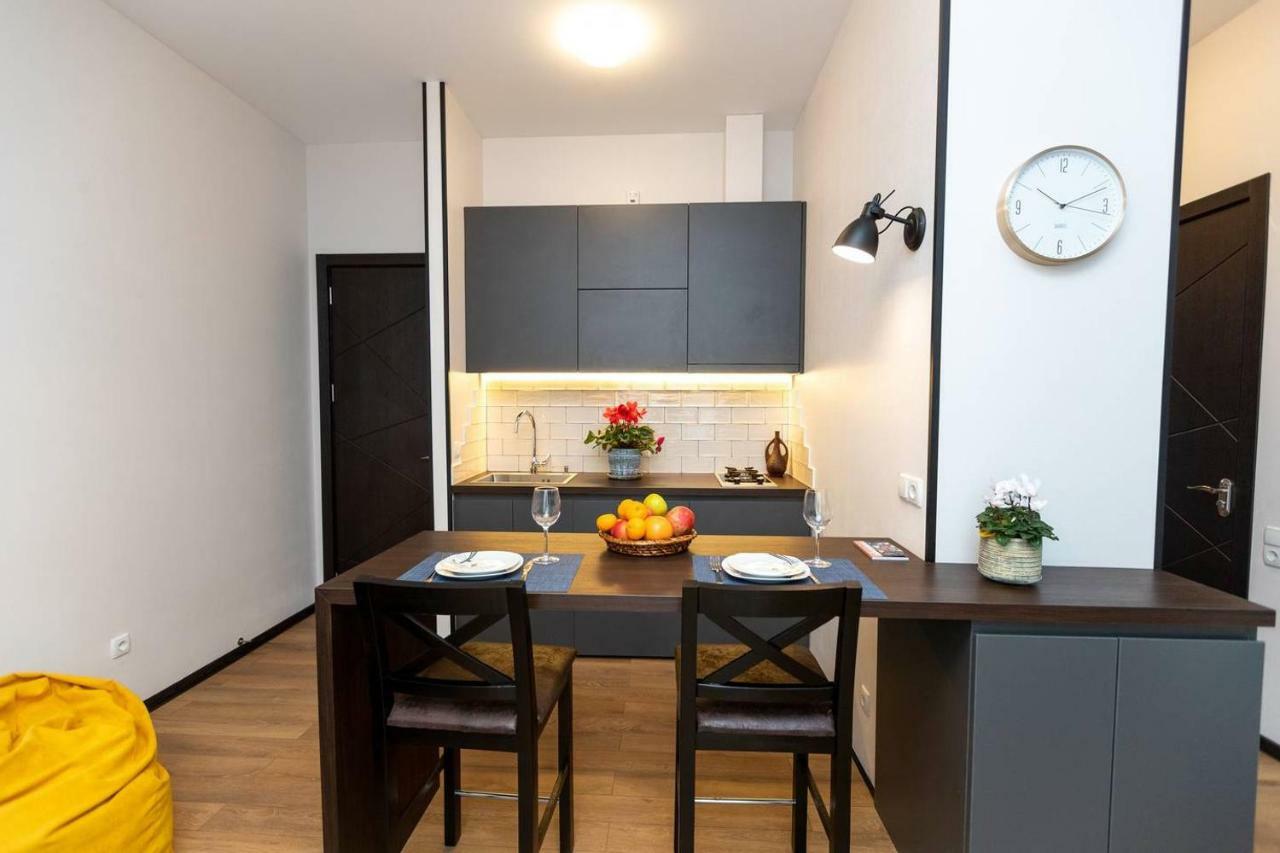 Wehost Apartment Near Fabrika 트빌리시 외부 사진